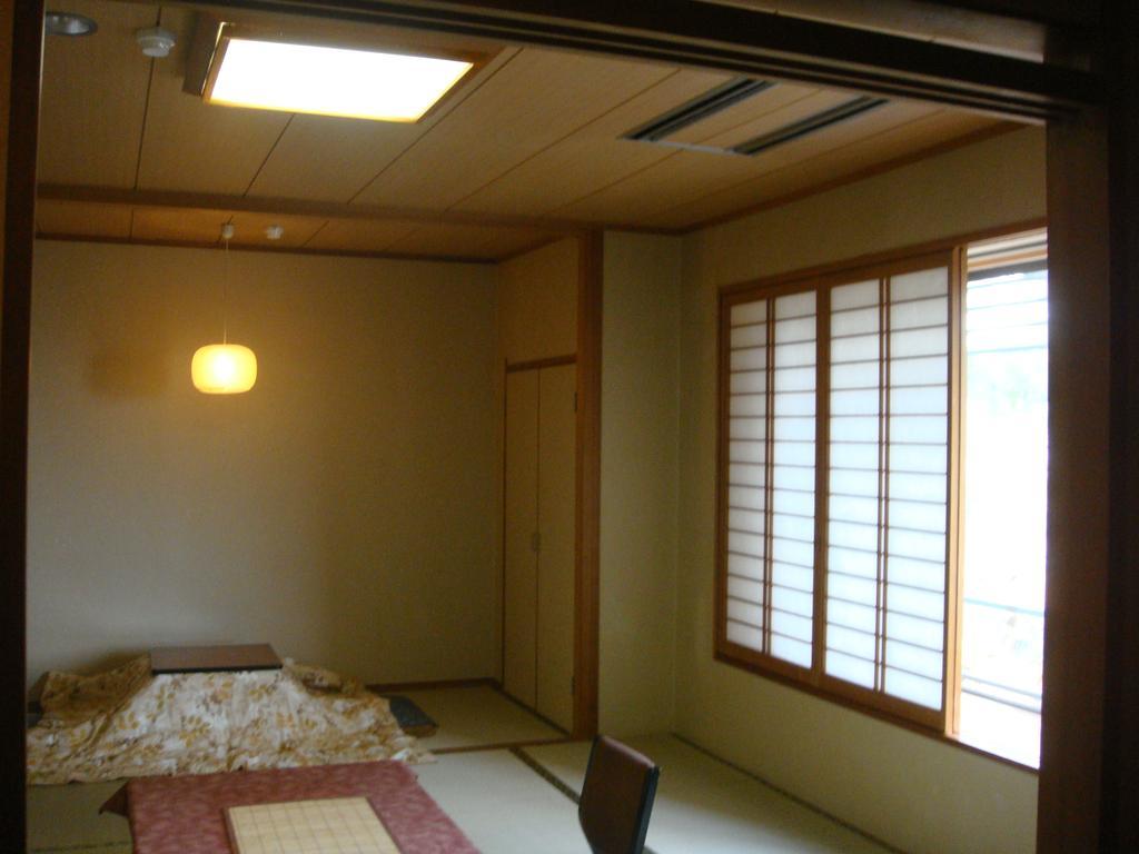 Jukeiso Hotell Hatsukaichi Exteriör bild