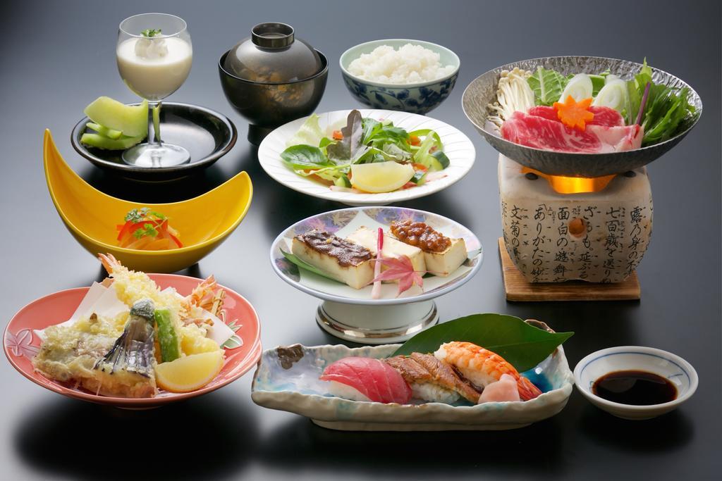 Jukeiso Hotell Hatsukaichi Exteriör bild