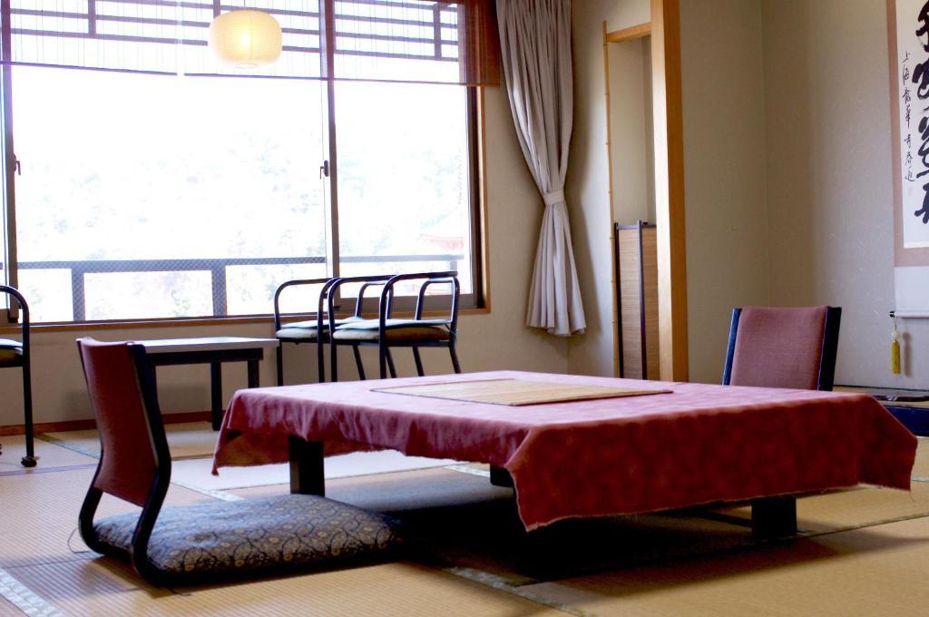 Jukeiso Hotell Hatsukaichi Exteriör bild