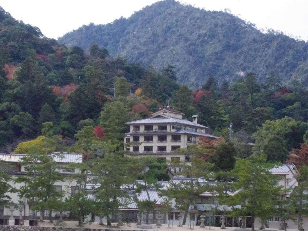 Jukeiso Hotell Hatsukaichi Exteriör bild